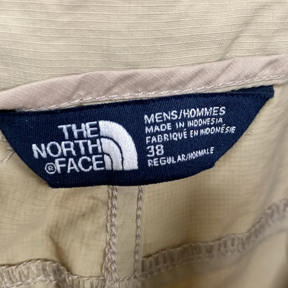 The North Face Men’s Flash Dry Shorts Size 38